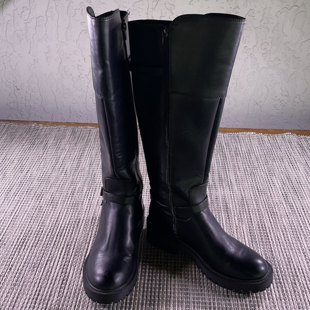 GBG Los Angeles Sinora Black Tall Riding Boots Lug Sole Gold Buckle Womens 8M